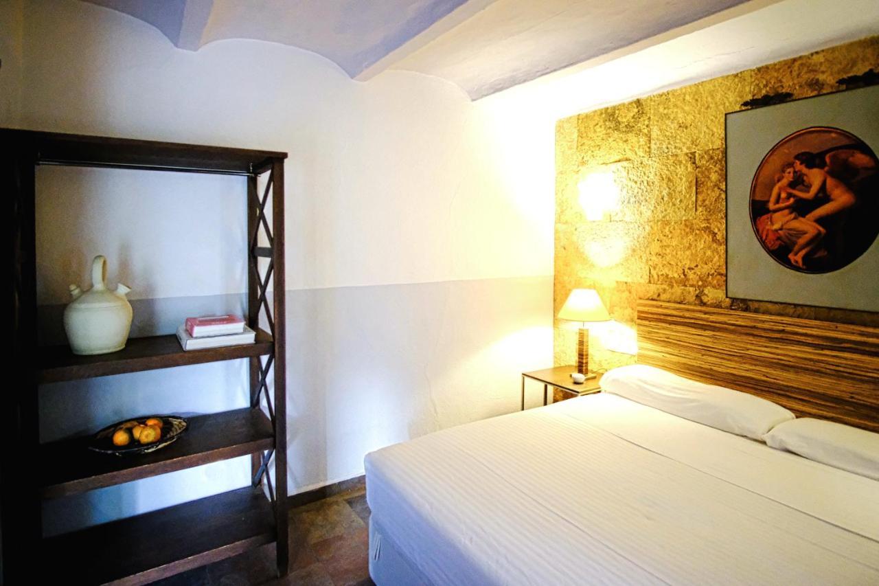 Los Pilares De Ronda Boutique & Hotel ภายนอก รูปภาพ